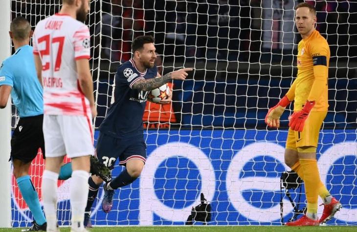 Messi marca su primer doblete en París por la Champions League para darle la victoria al PSG