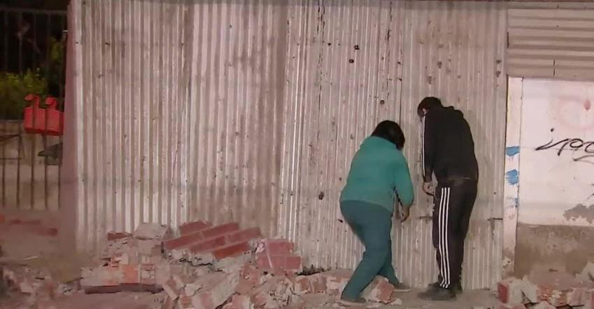 Auto chocó contra muro de vivienda en San Bernardo