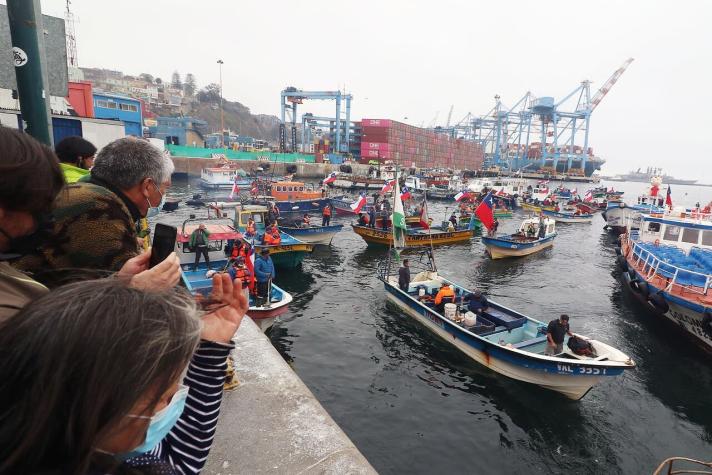 Gobierno llega a acuerdo con pescadores de Valparaíso tras movilizaciones