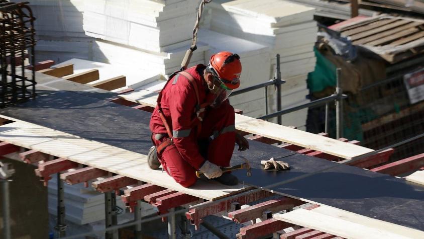 Desempleo en el Gran Santiago retrocede a 7,8%: La cifra más baja desde que inició la pandemia