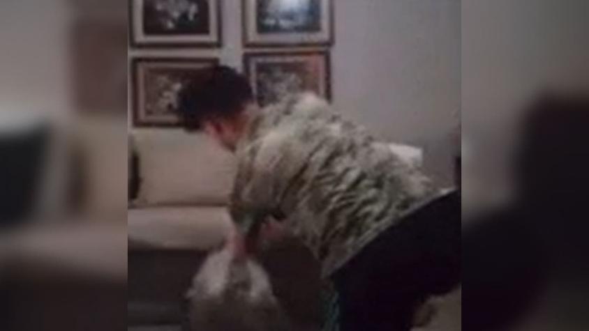 "Cómo voy a disfrutar de esto": Adolescente se graba golpeando a un perro y se jacta por redes