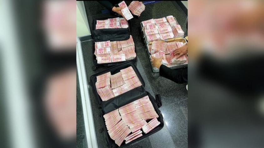 Millonario retira todo su dinero del banco luego que guardia le pidiera usar mascarilla