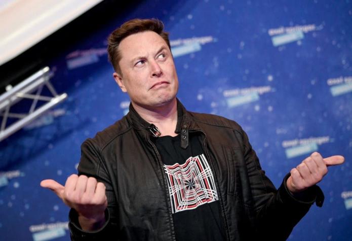 ¿Qué debe hacer? Elon Musk deja que sus seguidores decidan el destino de sus acciones de Tesla