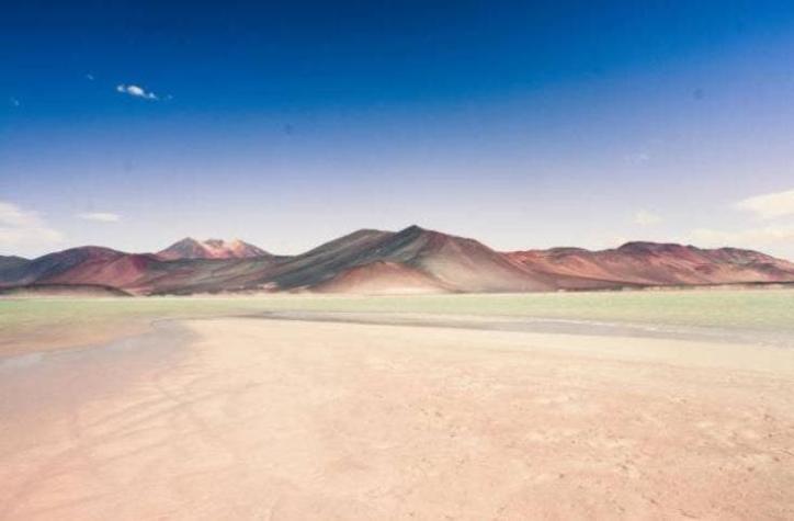 Campo de silicato en el desierto de Atacama fue creado por la explosión de un enorme meteorito