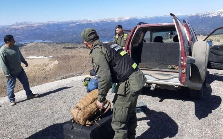 Detienen a tres chilenos en Argentina: Llevaban municiones y ropas militares por paso no habilitado