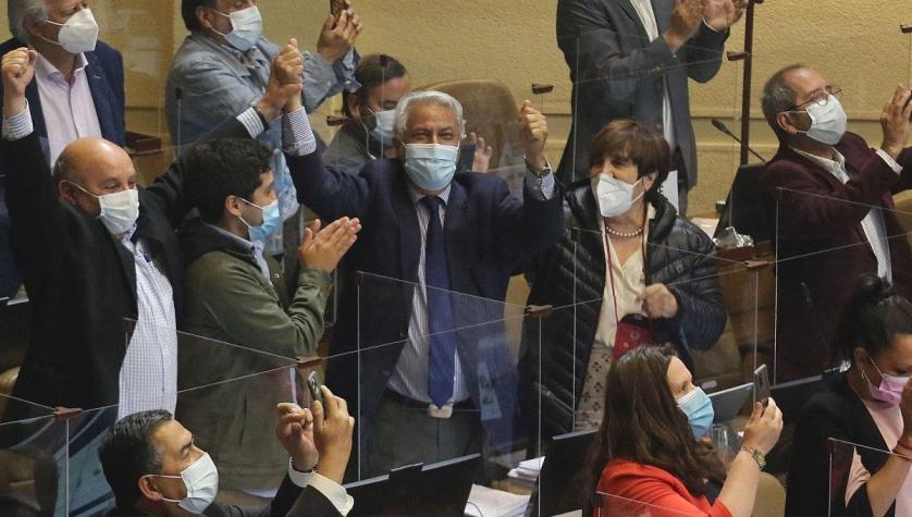 Al Senado: Diputados aprueban acusación constitucional contra Piñera tras maratónica sesión