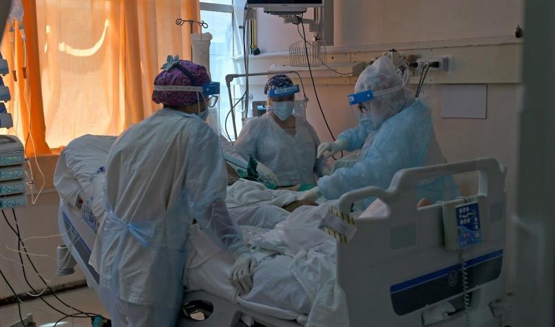 Chile registra 2.833 contagios de COVID-19: Casos activos llegan a nivel más alto desde julio Chile registra 2.833 contagios de COVID-19: Casos activos llegan a nivel más alto desde julio