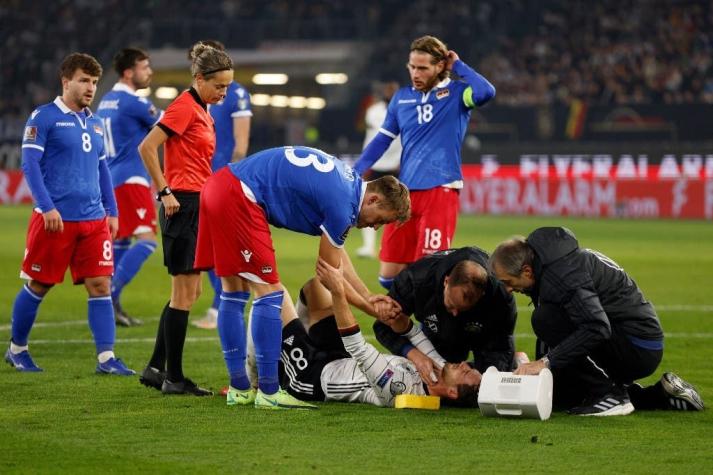 La impresionante patada en el cuello que marcó la goleada de Alemania por 9-0 sobre Liechtenstein