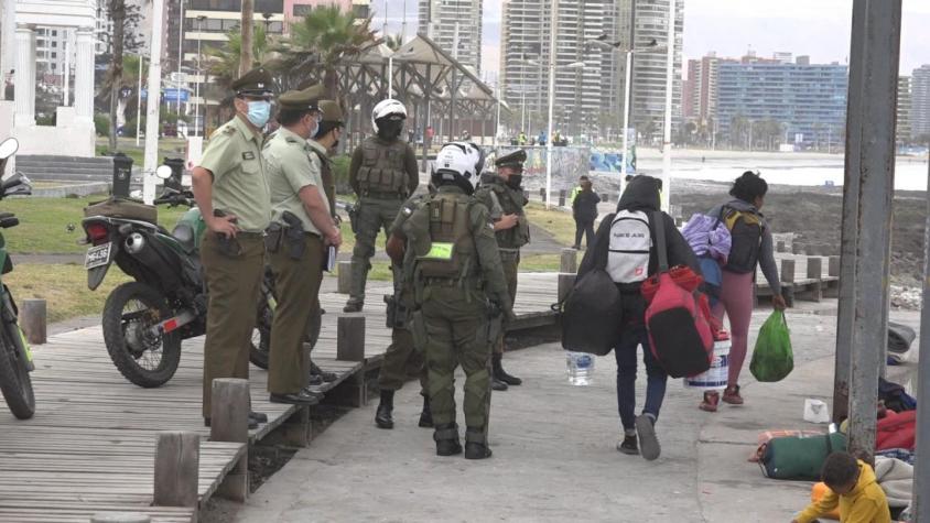[VIDEO] Cierres de plazas: Continúan desalojos de migrantes en Iquique
