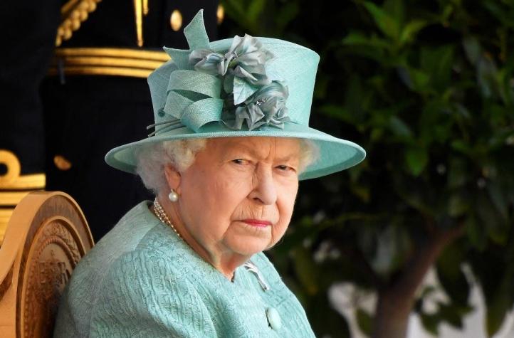 Reina Isabel II se vuelve a perder ceremonia por problemas de salud