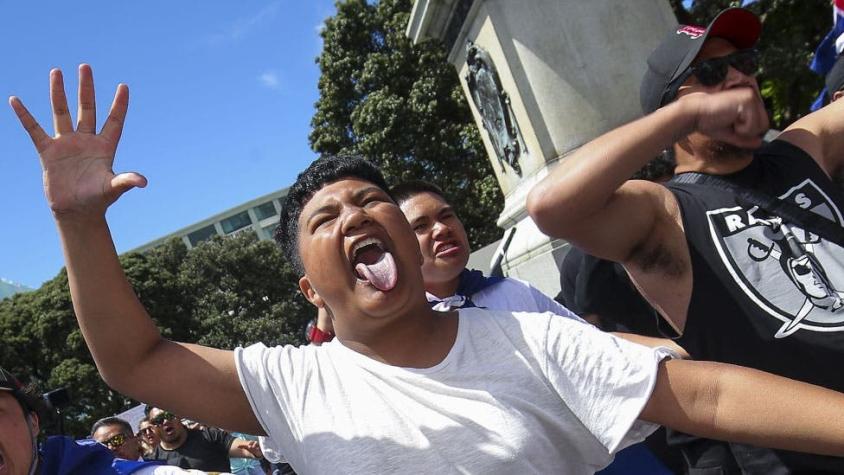 Una tribu maorí de Nueva Zelanda pide a los antivacunas que dejen de usar el haka