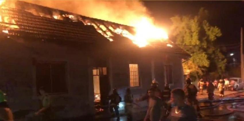 Incendio en Talca deja cuatro fallecidos: Dos adultos y dos niños fueron las víctimas