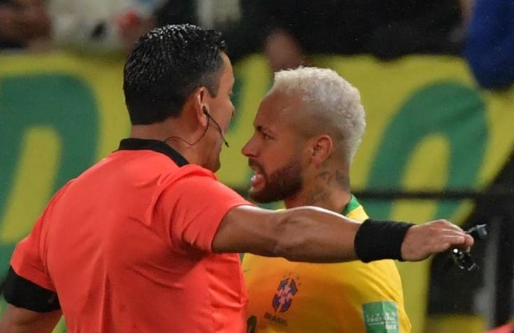 Conmebol suspende al árbitro chileno Roberto Tobar por "errores graves" en el duelo Brasil-Colombia