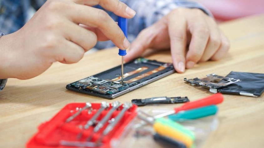 Apple: qué cambia con su anuncio de que dejará reparar algunos dispositivos a cualquier usuario