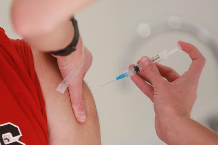 Chile fija fecha para iniciar la vacunación en niños desde los tres años