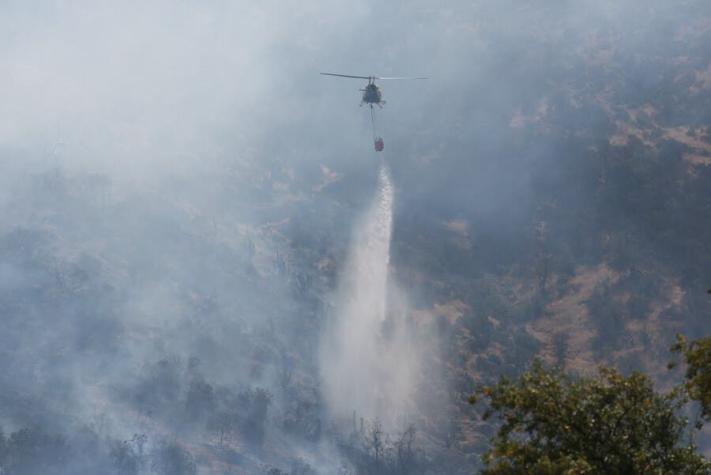 Declaran alerta roja en Valparaíso por incendio forestal