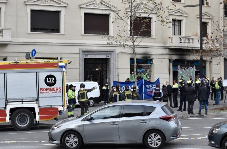 Cuatro muertos, entre ellos dos niños, en incendio en Barcelona