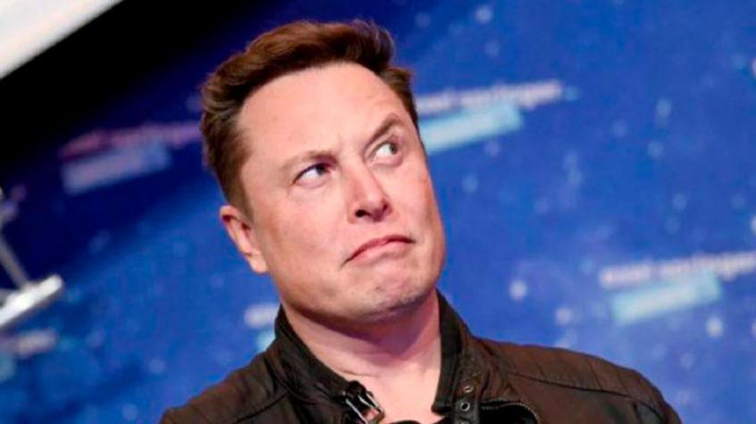 Elon Musk vendió el 10% de sus acciones en Tesla por una encuesta en Twitter
