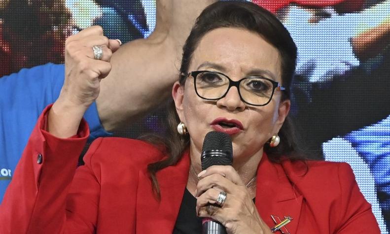 Xiomara Castro es reconocida como "presidenta electa" de Honduras por su mayor rival