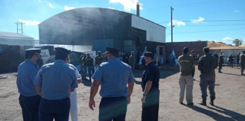 Intentaron quemar 21 toneladas de marihuana: Llenaron de humo todo un pueblo en Argentina