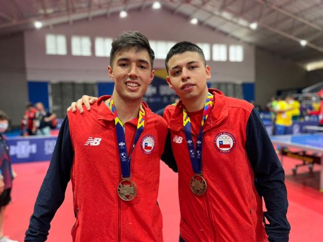 ¡Racha ganadora para Chile en Cali!: Nicolás Burgos y Andrés Martínez consiguen oro en Tenis de Mesa