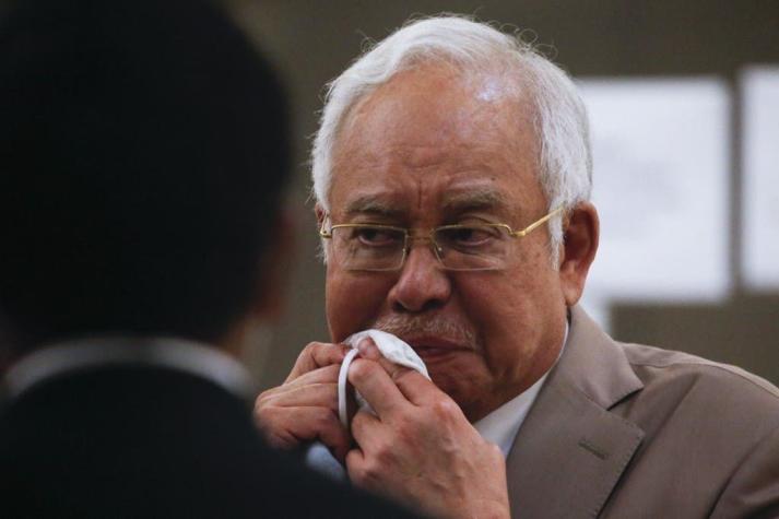 Corte de Malasia confirma pena de prisión para ex primer ministro