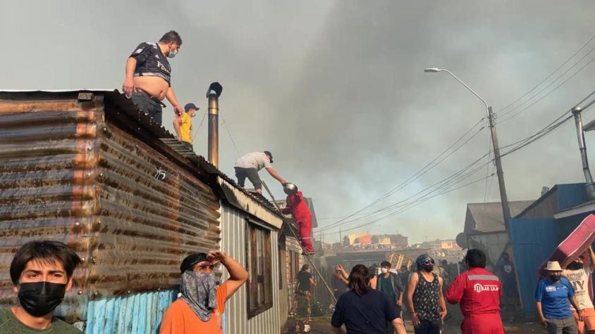 Al menos 140 casas afectadas y 500 personas evacuadas en Castro por incendio forestal