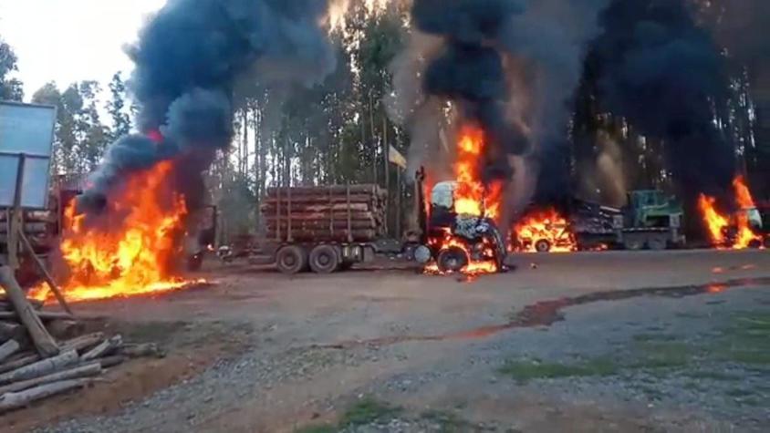[VIDEO] Desconocidos queman máquinas y golpean a trabajadores en Lebu