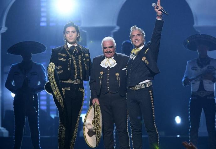 El llanto de Alejandro Fernández en un concierto horas ante de la muerte de su padre Vicente