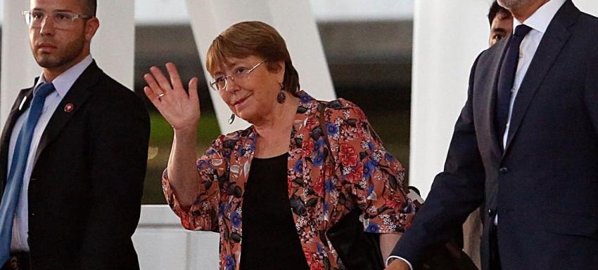 Kast y posible encuentro entre Boric y Bachelet: "A mi también me gustaría reunirme con ella" Kast y posible encuentro entre Boric y Bachelet: "A mi también me gustaría reunirme con ella"
