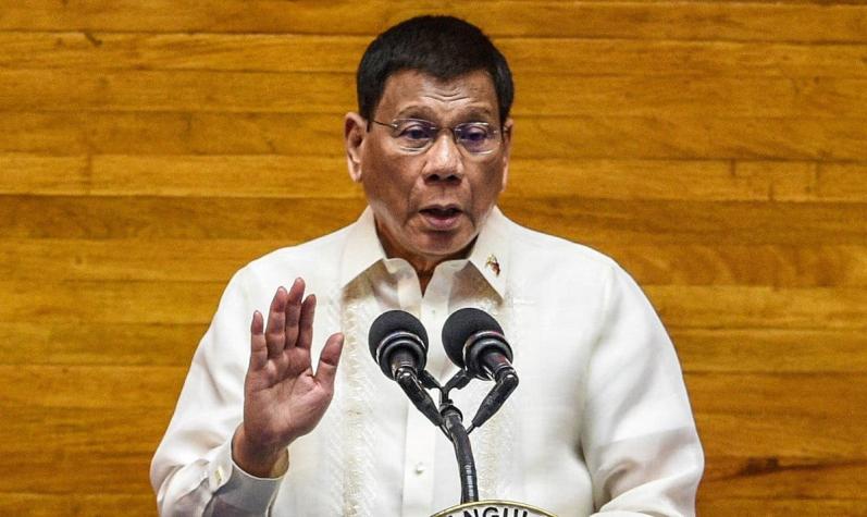 El presidente filipino Duterte renuncia a su candidatura al Senado en 2022