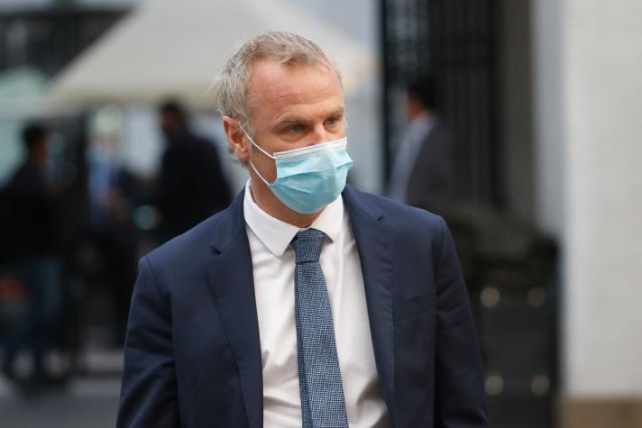 Felipe Kast por reunión de Bachelet con Boric: "No creo que sea tan relevante para esta elección" Felipe Kast por reunión de Bachelet con Boric: "No creo que sea tan relevante para esta elección"
