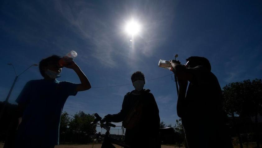 Emiten aviso por altas temperaturas para 7 regiones del país para este fin de semana