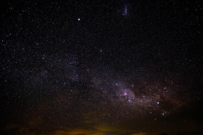 Astrónomo chileno lidera creación del mayor catálogo de estrellas de la Vía Láctea