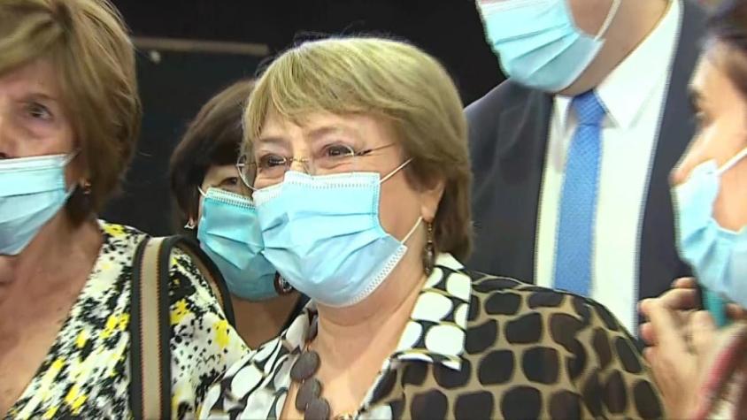 Ex Presidenta Bachelet tras votar: "La esperanza tiene que ganarle al miedo"