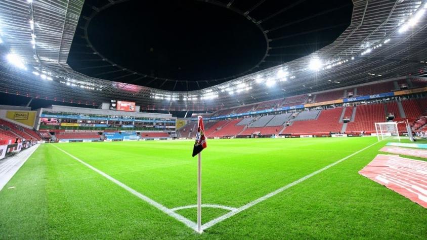 Alemania endurece medidas para frenar a Ómicron: Se prohíbe público en eventos deportivos