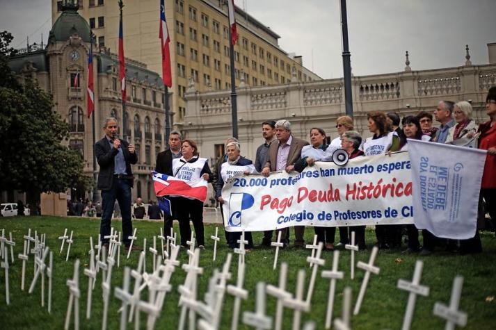 Corte Interamericana de DD.HH condena al Estado a pagar "deuda histórica" a grupo de profesores