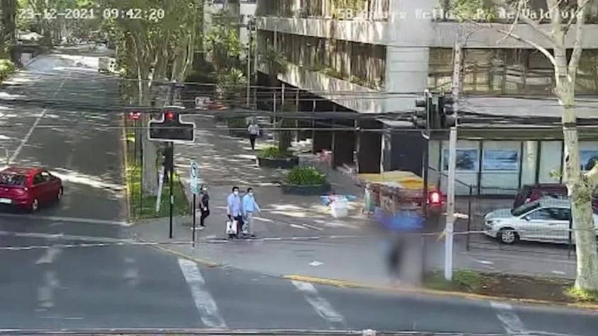 Revelan video del momento exacto del accidente de tránsito en Providencia que dejó dos muertos