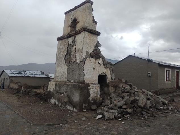 Lluvias estivales destruyen campanario de iglesia de Enquelga en Colchane de cerca de 173 años