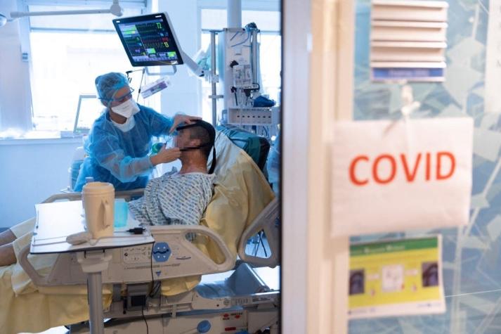 Francia contabiliza más de 104 mil nuevos contagios de COVID-19 en un día