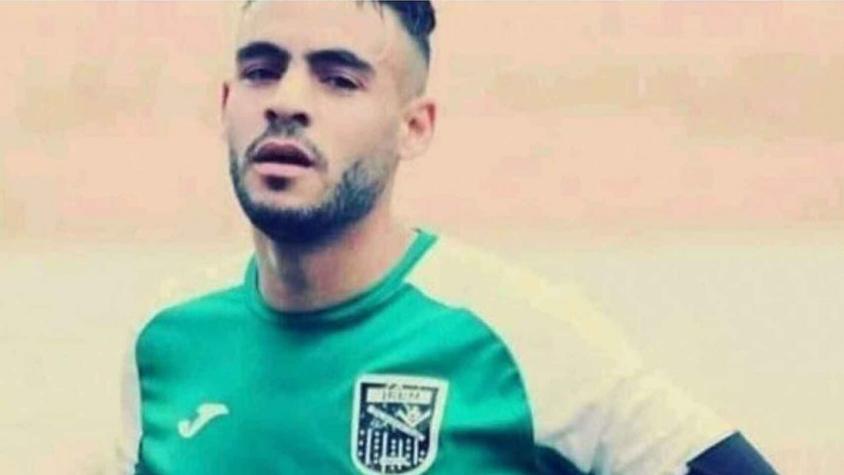 Muere un jugador de fútbol argelino en pleno partido por un golpe en la cabeza