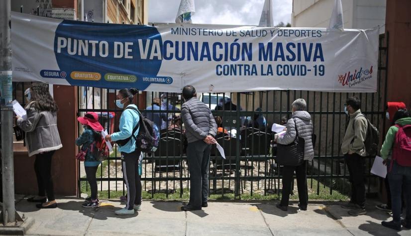 Bolivia: Hasta 10 años de cárcel para quienes no porten carnet de vacunación en eventos sociales