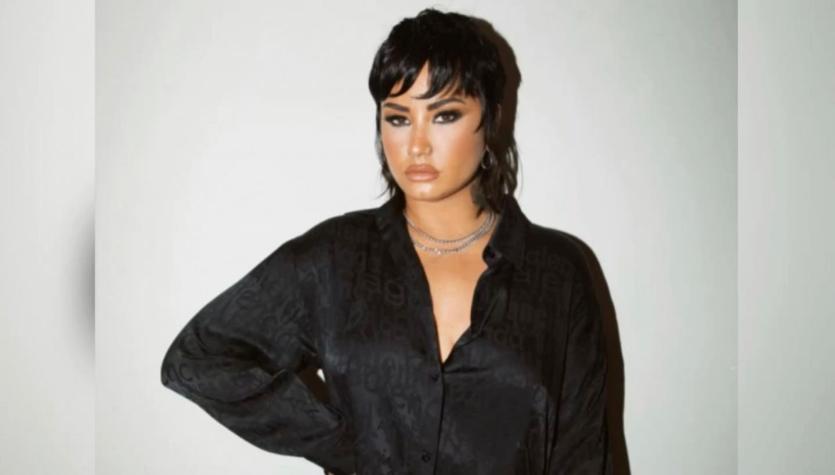 El cambio de look de Demi Lovato para empezar de cero en 2022... literalmente de cero