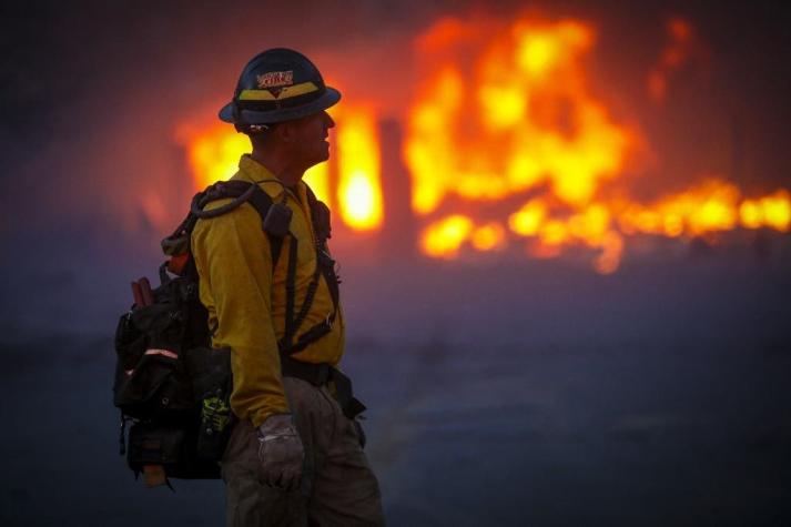 Cientos de casas destruidas y 33.000 personas con orden de evacuación por incendio en Colorado