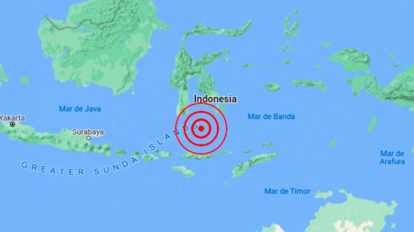 [VIDEO] Declaran alerta de Tsunami en Indonesia tras terremoto de 7,3 grados 