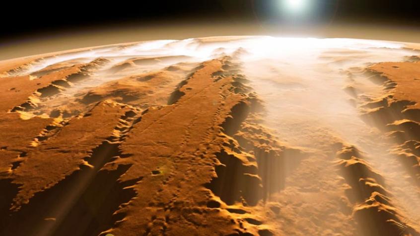 Encuentran cantidades significativas de agua en el Gran Cañón de Marte