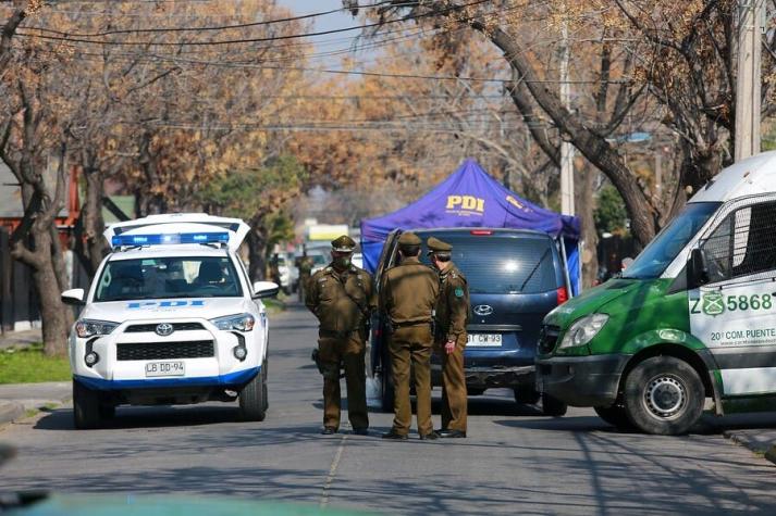Trabajador de local comercial sufre asalto y muere baleado en Santiago Centro