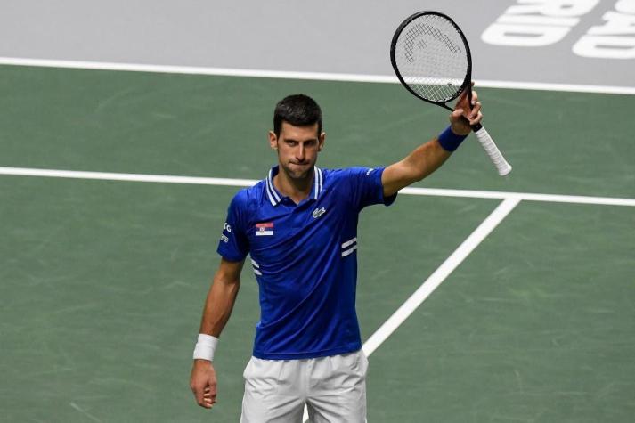 Djokovic obtuvo "derogación médica" para jugar en Australia, sin revelar su situación de vacunación