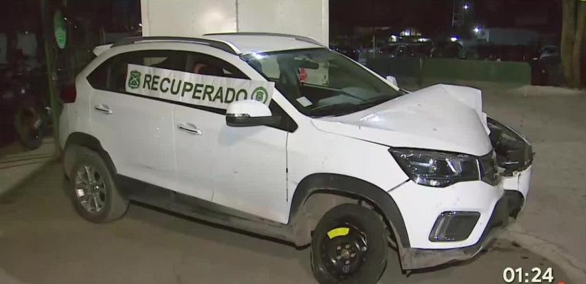 Persecución policial termina con dos sujetos detenidos en La Pintana Persecución policial termina con dos sujetos detenidos en La Pintana