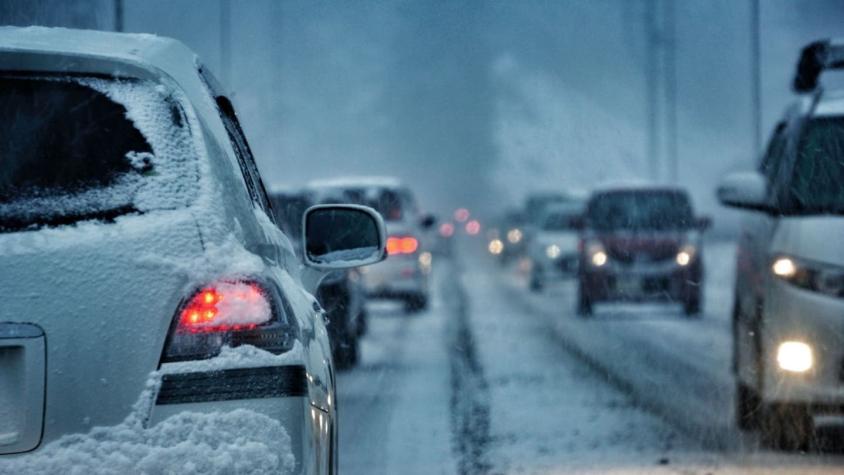 Al menos 21 personas mueren atrapadas en automóviles por culpa de tormenta de nieve en Pakistán